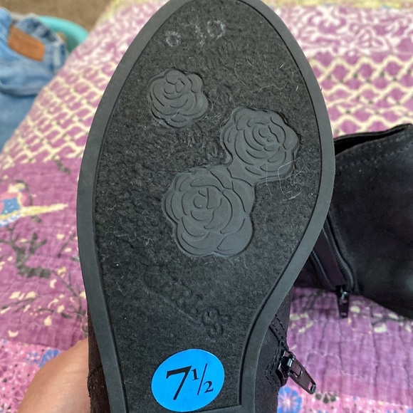 COPY - Carlos black leather look booties NWOT’s - Picture 7 of 7